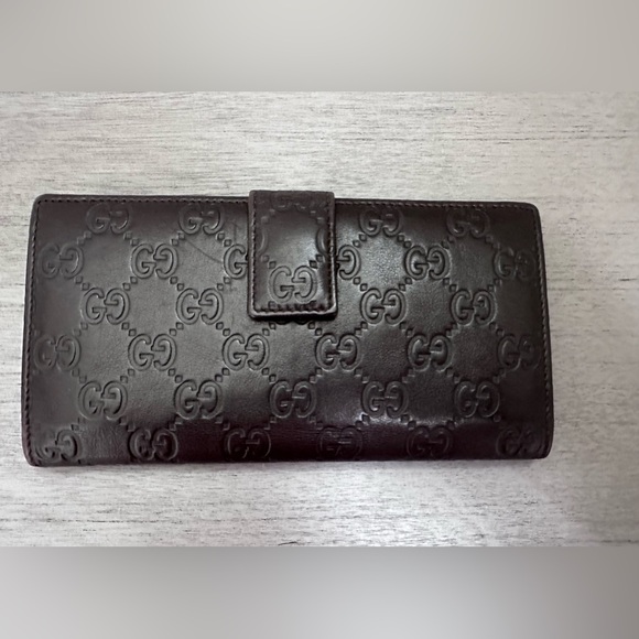 Authentic Gucci Wallet - Picture 6 of 12
